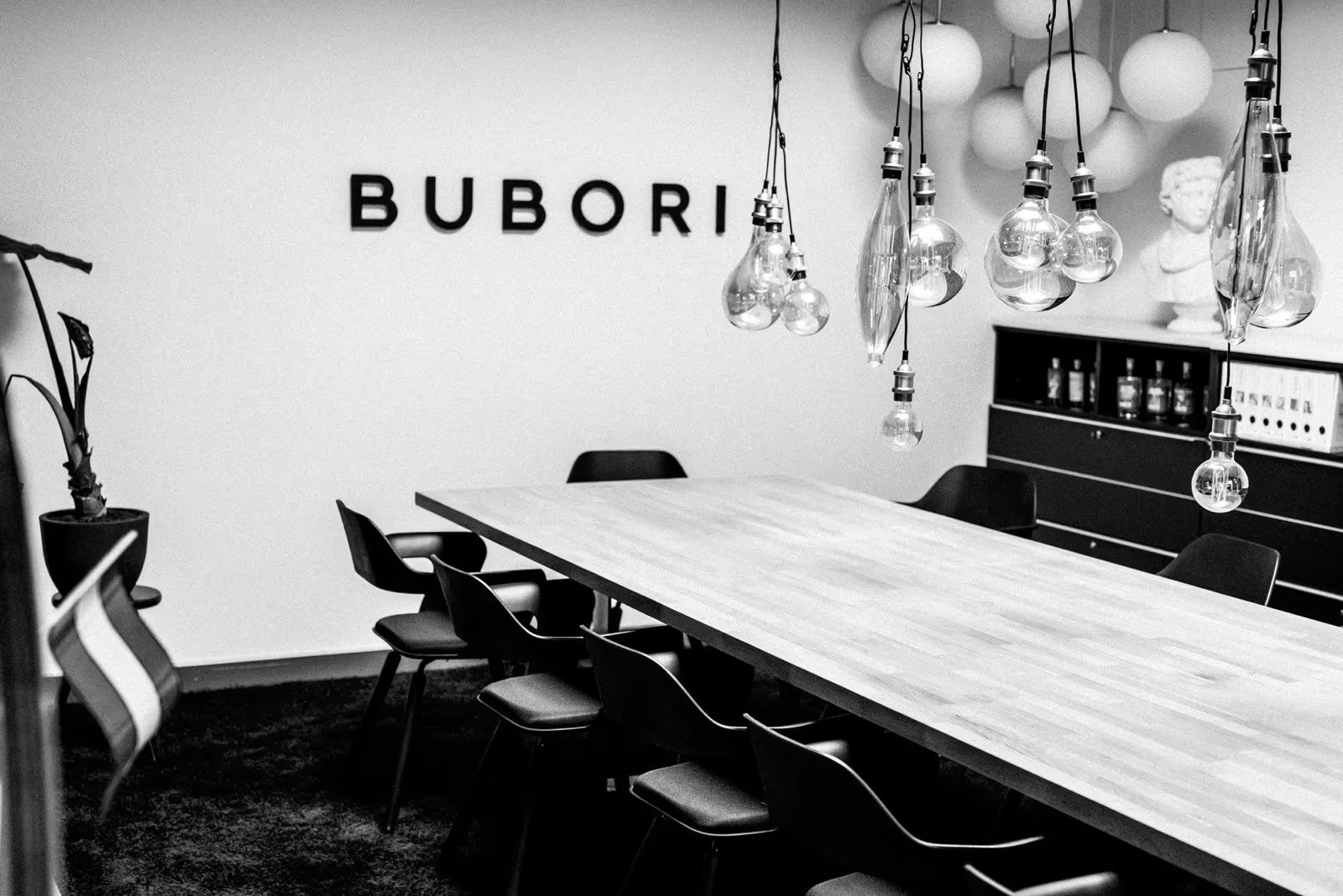 The meeting room at Studio BUBORI in Villingen-Schwenningen